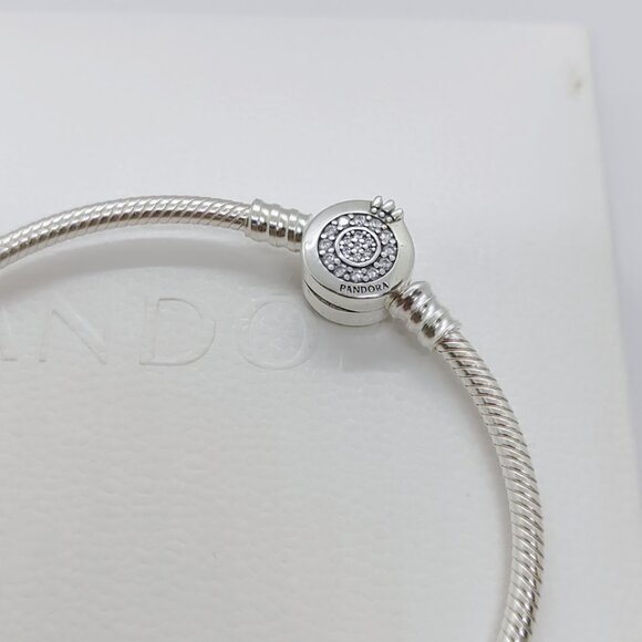 Pandora Moments Sparkling Crown O Snake Chain Bracelet S925 Sliver with box - Picture 4 of 8